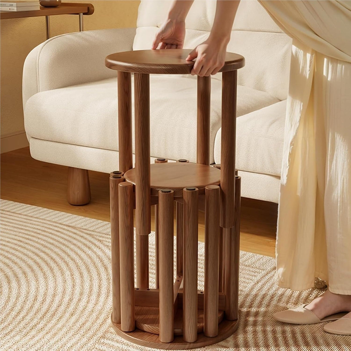 Stapelbarer Holzhocker - Walnussfarben als Sitz und Beistelltisch - Platzsparendes kompaktes Design - Für Kücheninsel Schlaf und Wohnzimmer